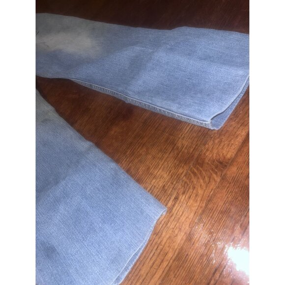 Women's Butterfly Embellished Faded Glory Jeans Light Wash Size 16 - Picture 11 of 16